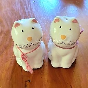 Vintage Salt and Pepper Shaker